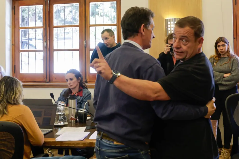 Ferrari, para evitar más cruces verbales, se retiró de la comisión. Fotos: Eugenia Neme. 