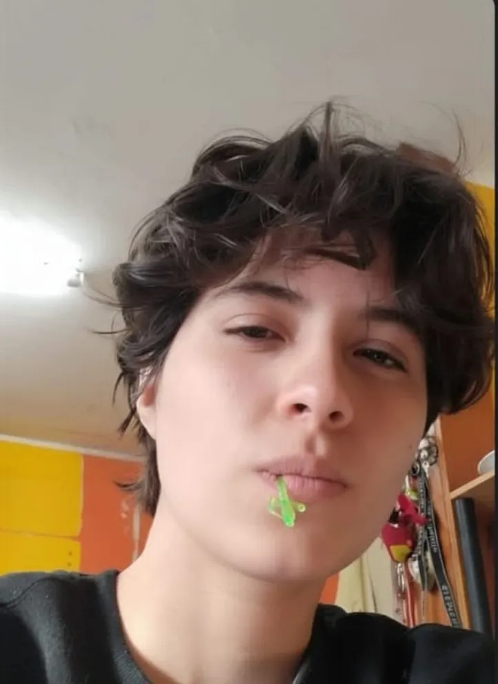 Búsqueda desesperada de la joven.