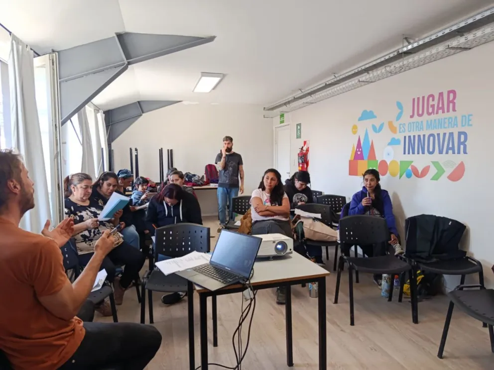 Les brindan herramientas para potenciar los proyectos de salida laboral.