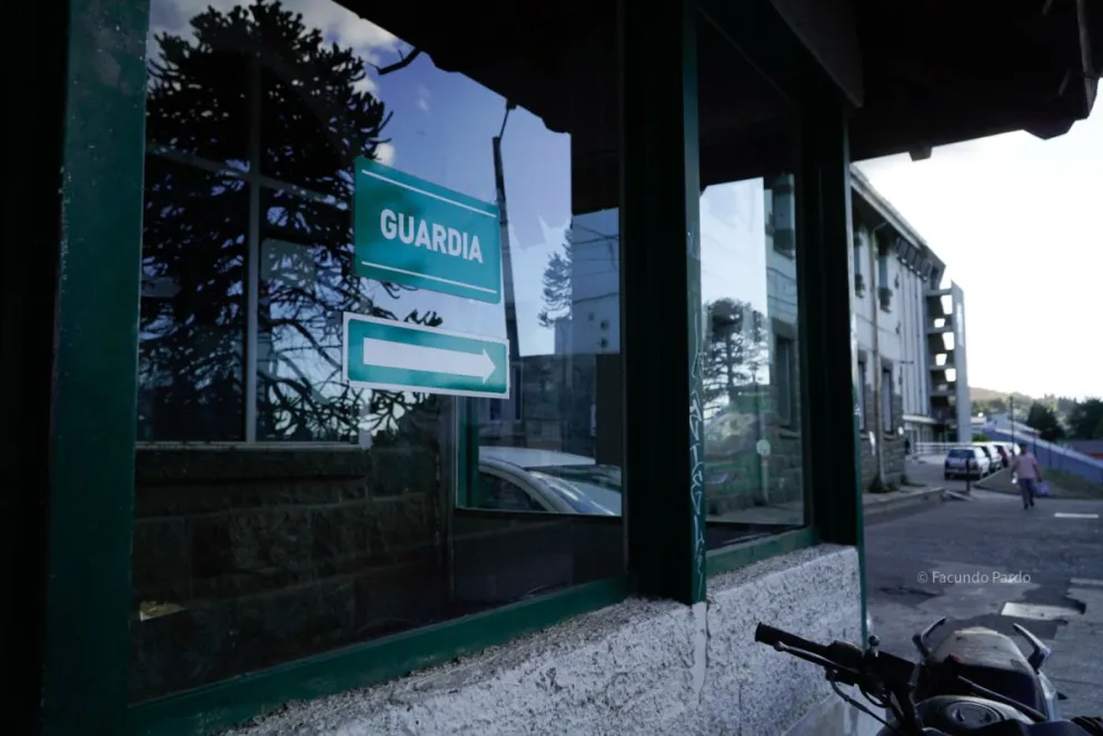 El hospital zonal atiende a los afiliados de manera prácticamente gratuita, señaló su director, Víctor Parodi. Foto archivo Facundo Pardo.