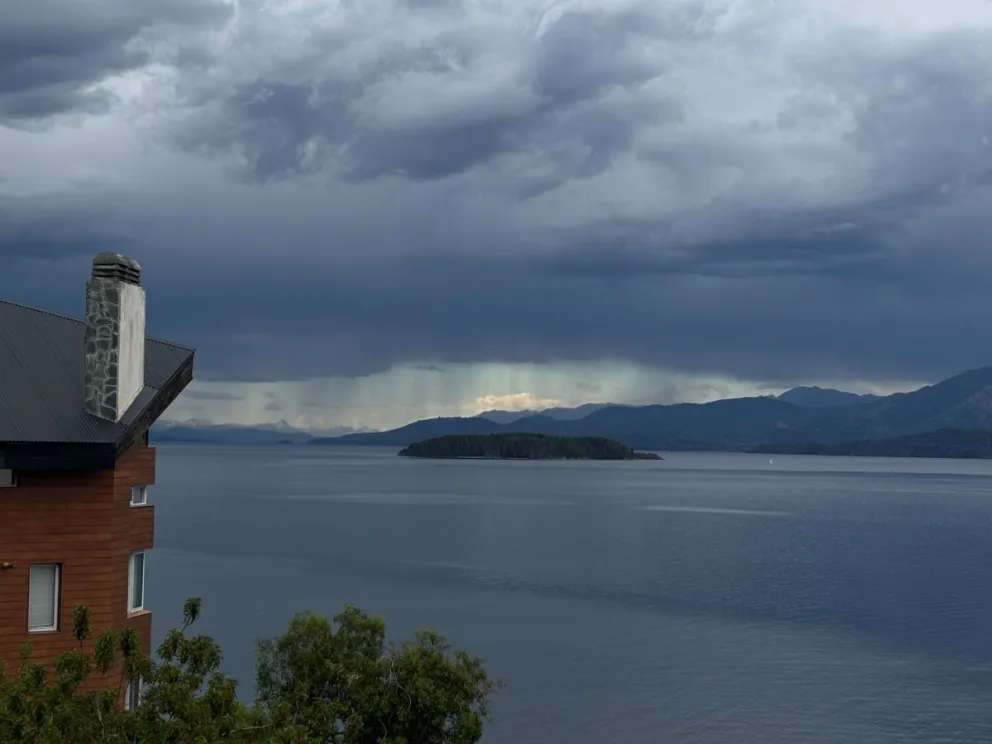 Anuncian fuertes precipitaciones en el área cordillerana. 