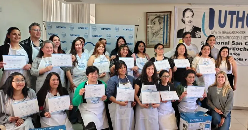 Fomentando el desarrollo económico en la comunidad.