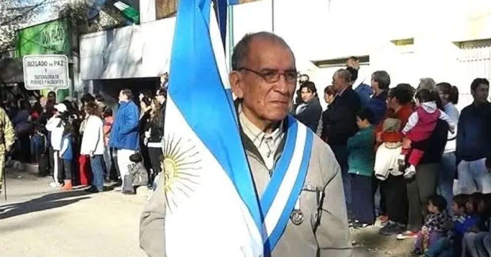 El mural de Chelo Candia en la casa de Aladino Uribe se convirtió en un punto de memoria para vecinos y vecinas de Allen, especialmente cada 2 de abril. Foto: redes