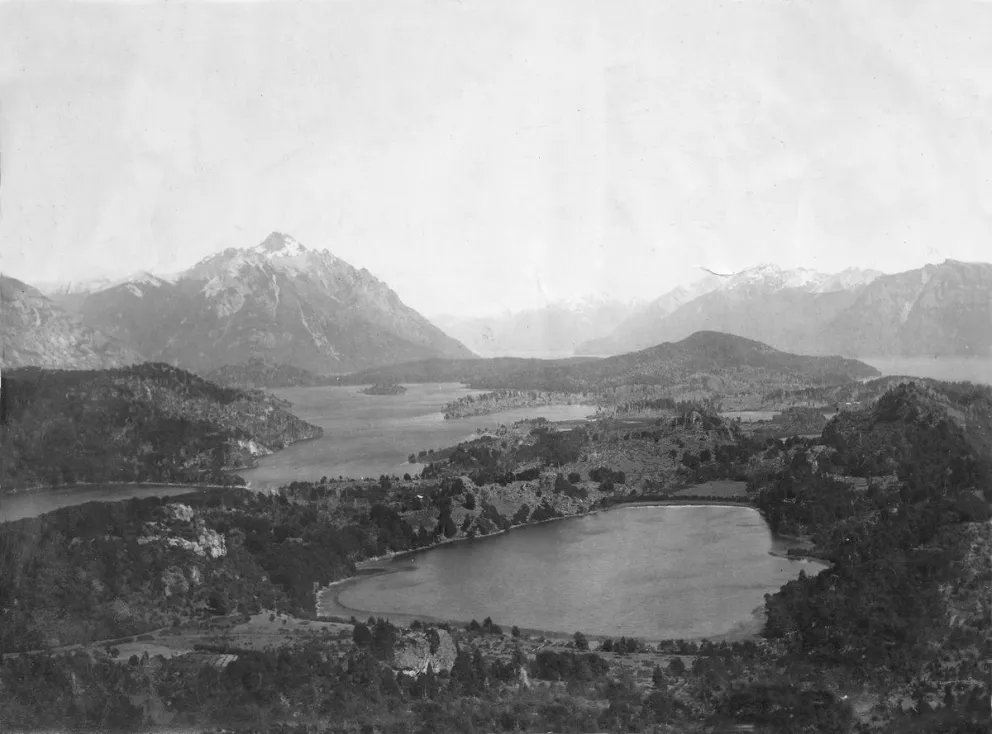 Panorámica de la Península San Pedro (1927). Colección Alcoba Pitt en Archivo Visual Patagónico.
