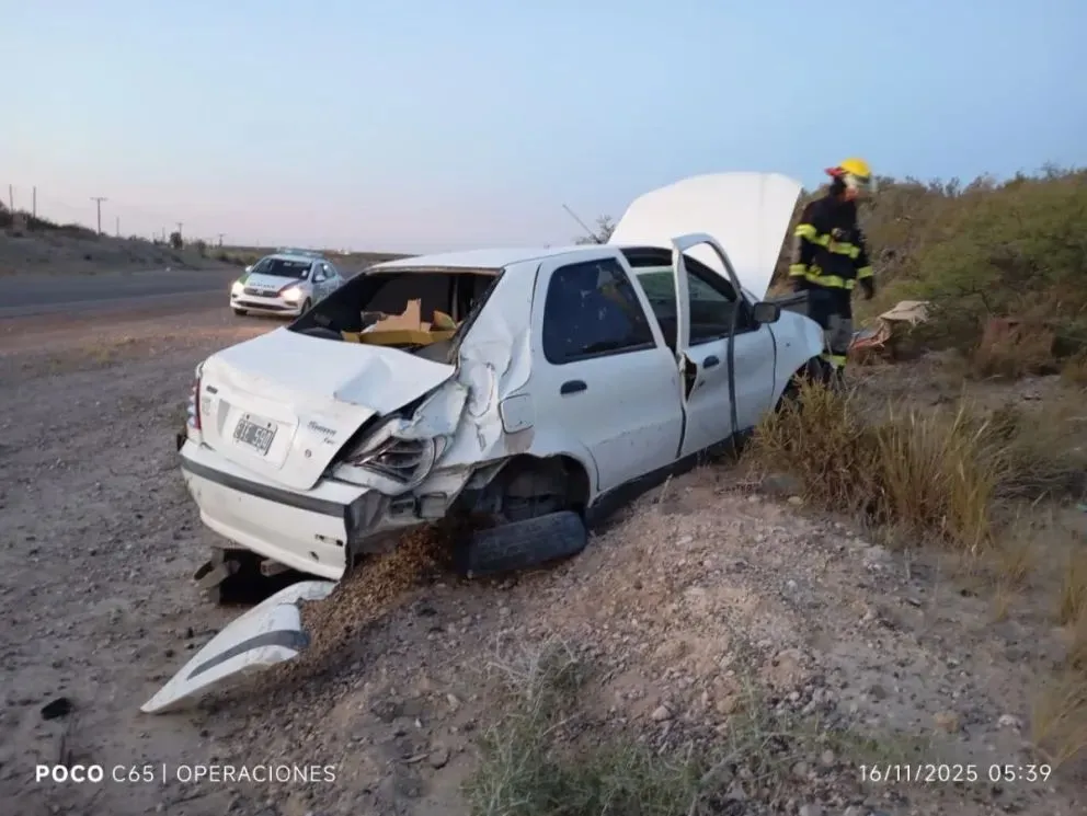 Estado en que quedó el Siena. Foto gentileza: Informativo Hoy.