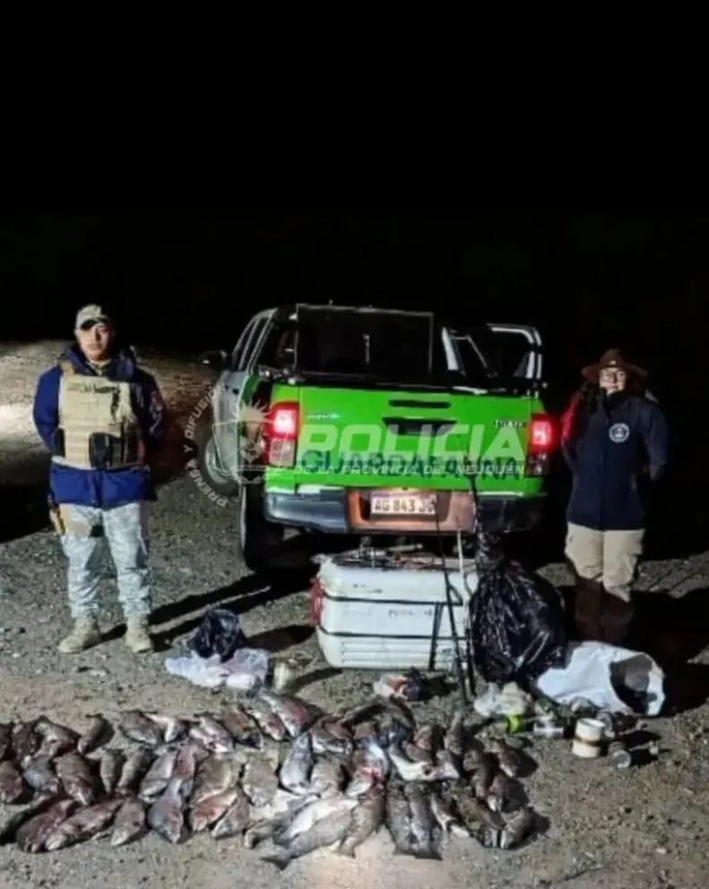 Los inspectores labraron 14 actas por distintas irregularidades y secuestraron 54 piezas de pesca