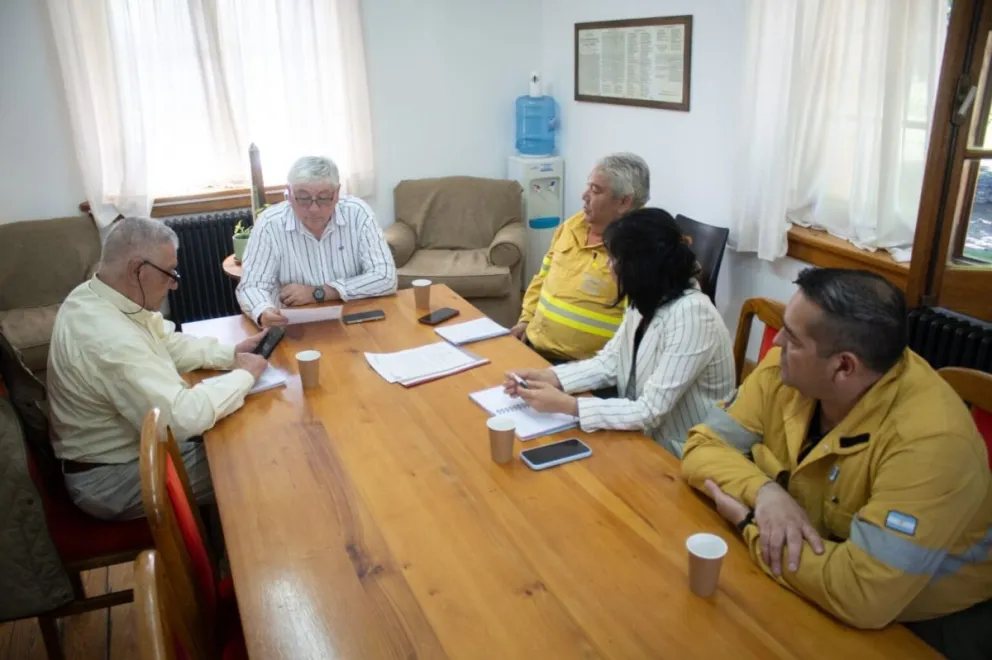 La comuna aportará hormigón y materiales esenciales para la platea del helipuerto. 