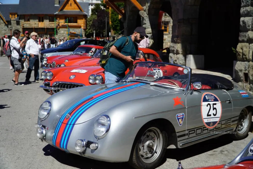 El Centro Cívico se llenó de glamour "fierrero" (fotos: Facundo Pardo).