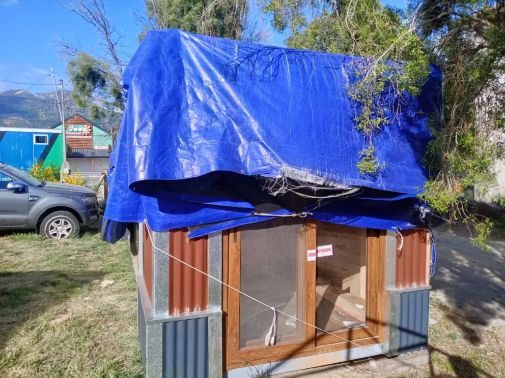 Los módulos retenidos permanecen bajo custodia de la Delegación Lago Moreno.