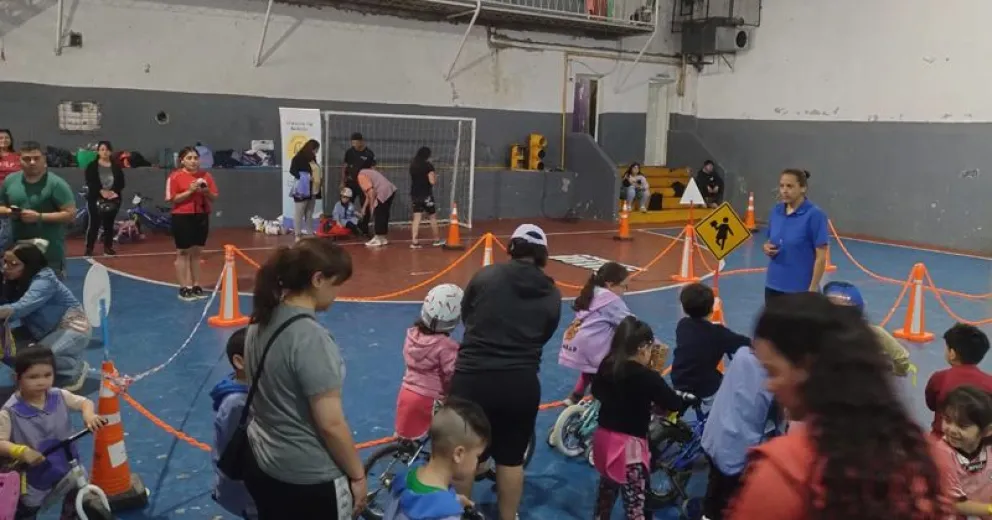 Con cada taller, charla y circuito lúdico, la Municipalidad de San Carlos de Bariloche avanza en su misión de construir una ciudad más segura para todos. 