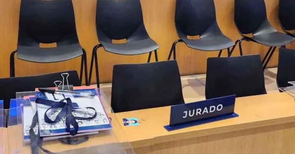 Según la teoría del caso expuesta por la Fiscalía, todo comenzó con una necesidad médica real.