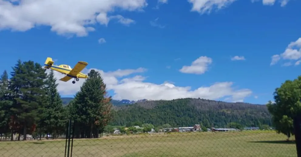 A pesar de las prohibiciones hay personas que siguen ingresando al predio.