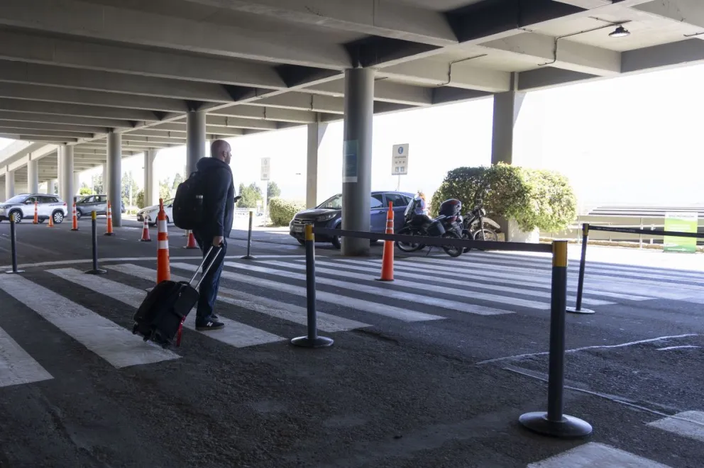 Consideraron que ampliar los horarios permitiría fomentar el pernocte de la ciudad vecina / Foto de archivo Euge Neme 