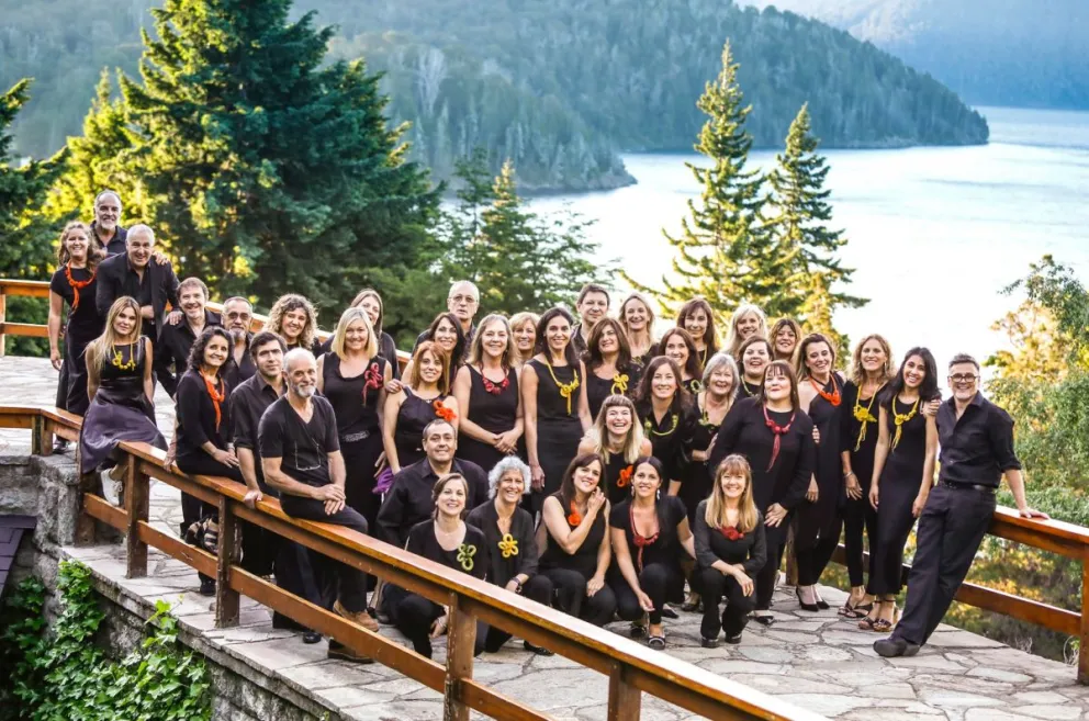 El repertorio incluirá folclore argentino y latinoamericano.