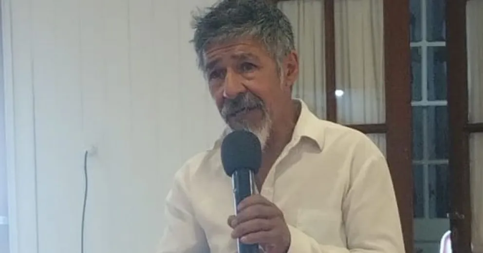 Con la sencillez que lo caracteriza, se presentó en Capilla del Monte.