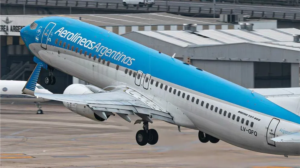 Aerolíneas Argentinas celebra su 75° aniversario.
