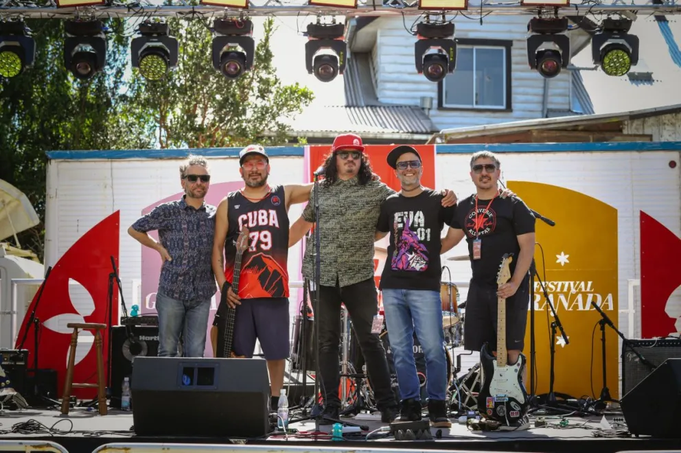 Aplausos valdivianos para Gusanos. Foto: Verónica Manzanares.