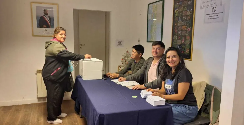 La votación forma parte del derecho al sufragio de los ciudadanos chilenos en el exterior.