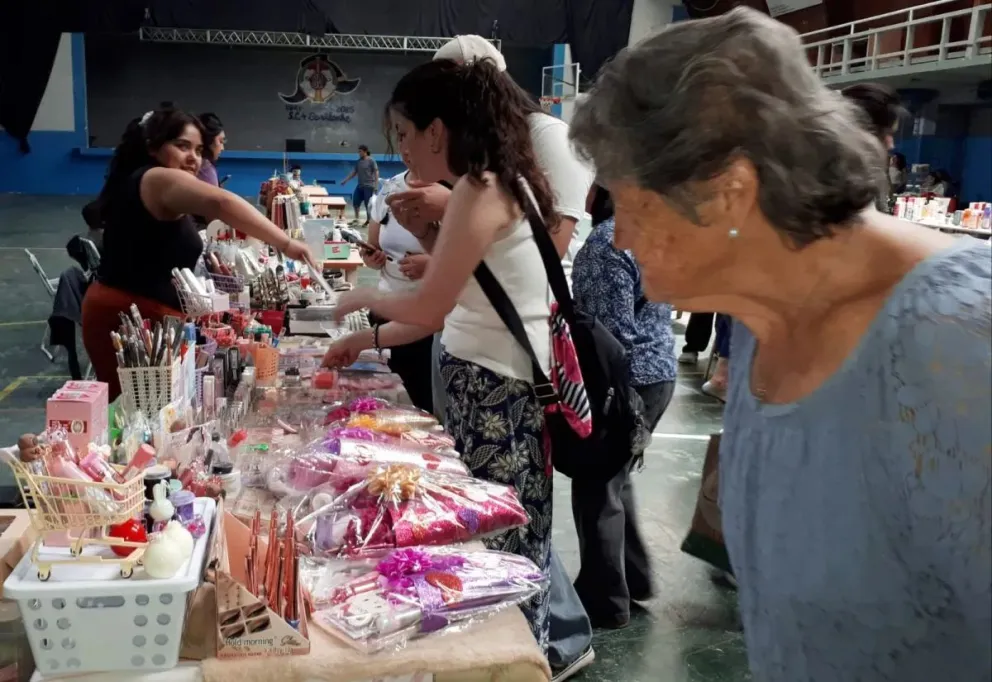 Un espacio donde convergen personas que desean mostrar sus emprendimientos (imágenes gentileza).