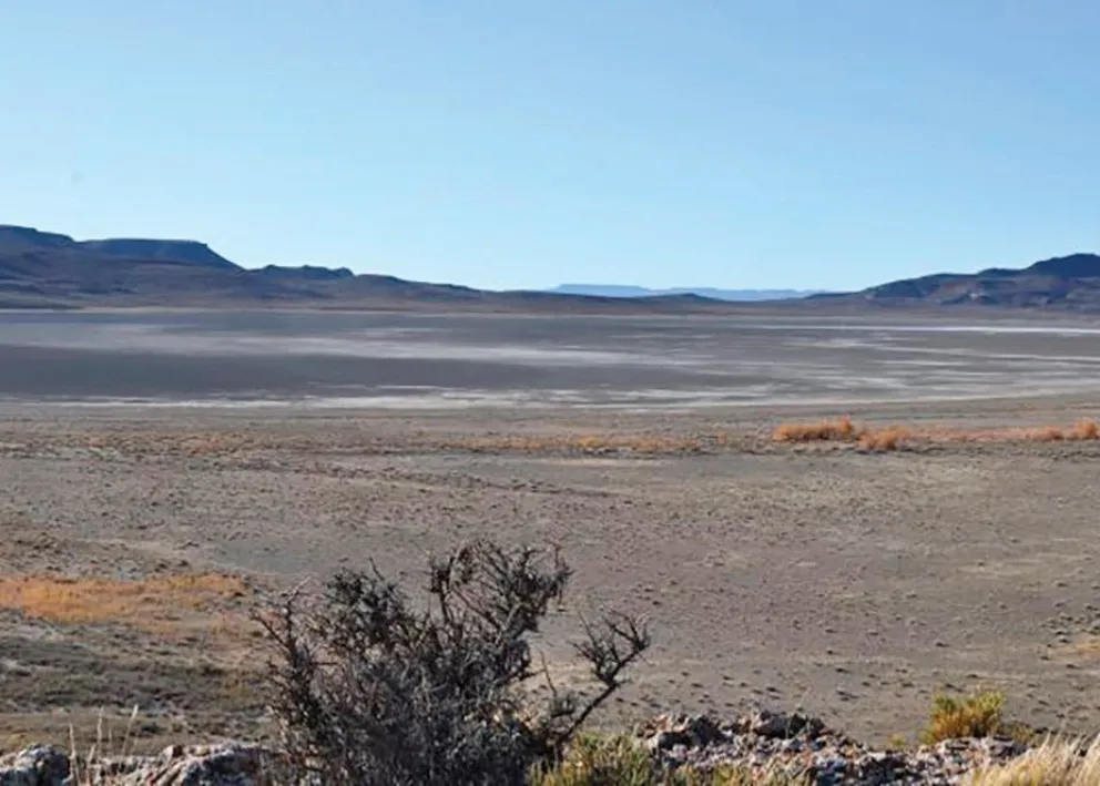 La sentencia ordena notificar al Concejo Deliberante y le requiere que, en un plazo de cinco días, remita los antecedentes relacionados con las ordenanzas impugnadas.