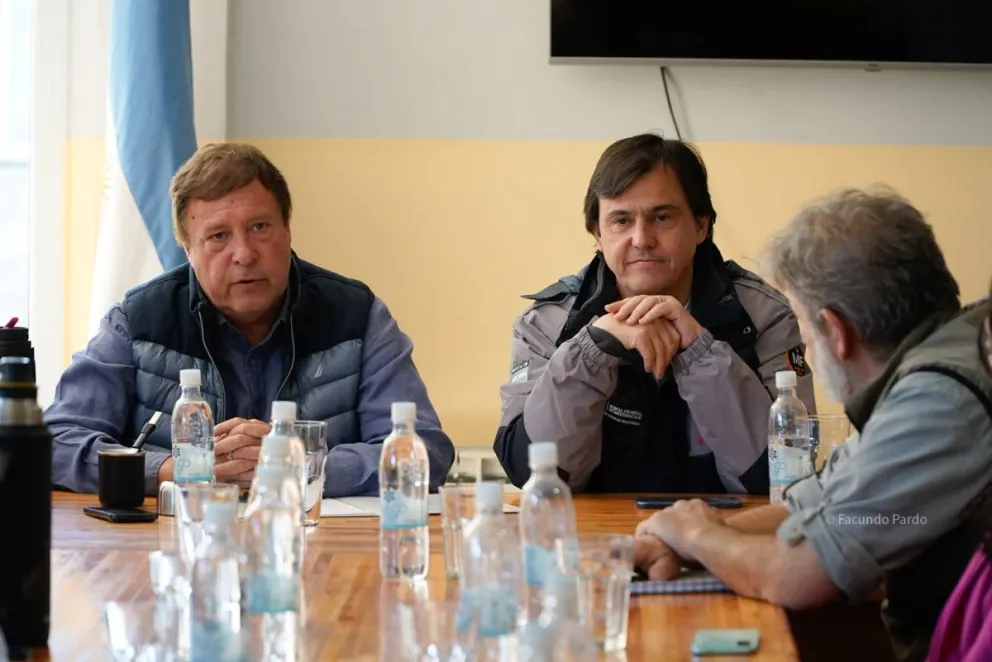 El gobernador confirmó que avanzarán con la paritaria docente en el 2026. Foto: Facundo Pardo