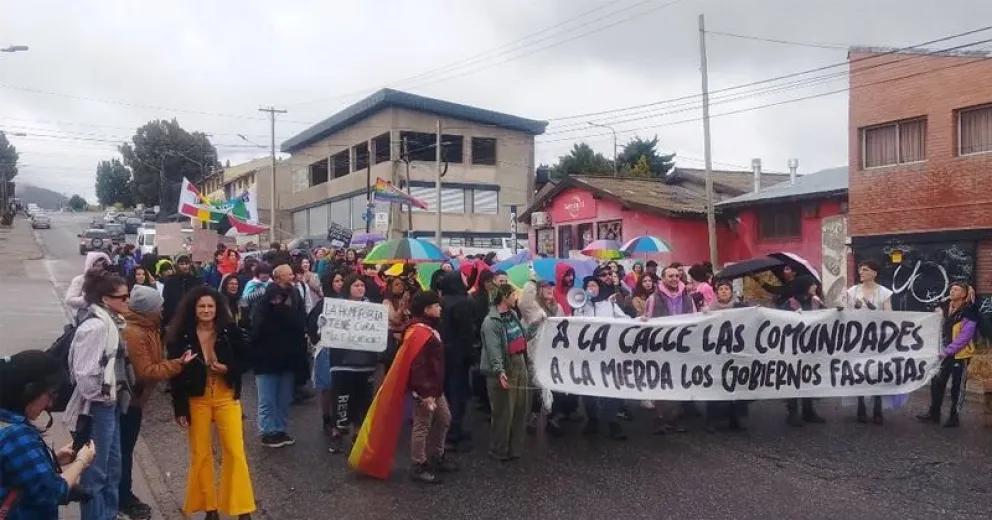 Minutos antes de iniciar la marcha. Foto de Alhue B. Gavuzzo.