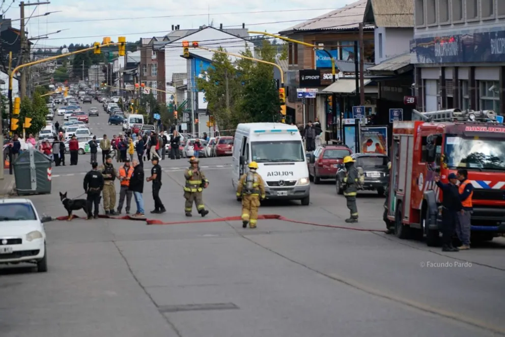 El procedimiento seguía en desarrollo y se aguardaba información oficial sobre el resultado de las inspecciones / Fotos y video Facu Pardo 