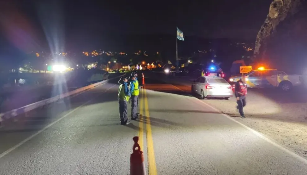 Durante la madrugada del 25 de diciembre se observaron conductores circulando con botellas y latas de bebidas alcohólicas.