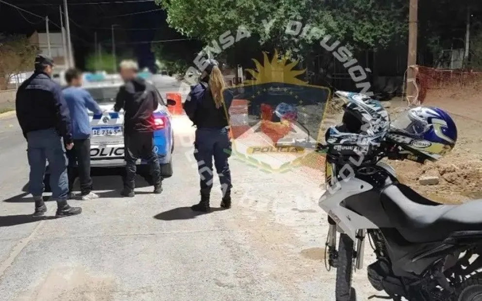 La jueza de garantías Carolina González dio por formulados los cargos, avaló las medidas acordadas y estableció un plazo de tres meses para la investigación.