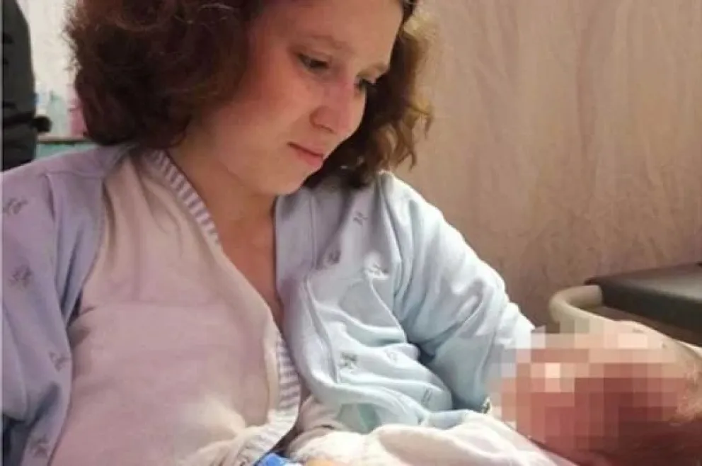 La joven que llegó embarazada al Hospital Zonal Bariloche, ratificó que no es víctima de una red de trata. 