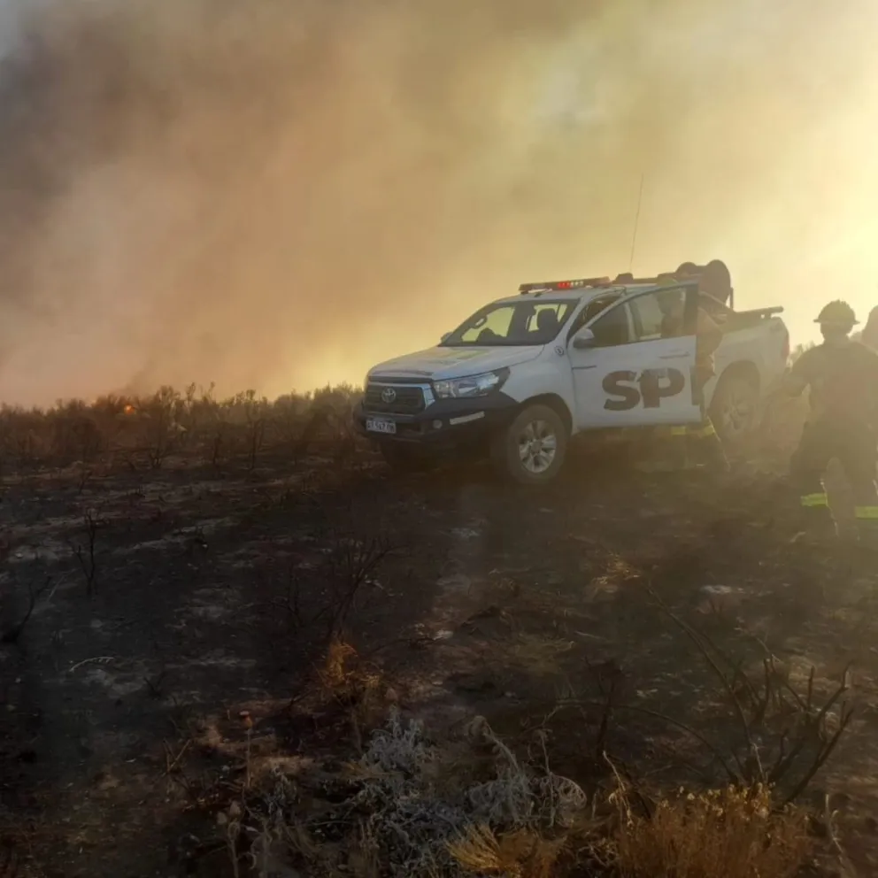 Se esperan temperaturas extremas este martes en la zona del incendio. 