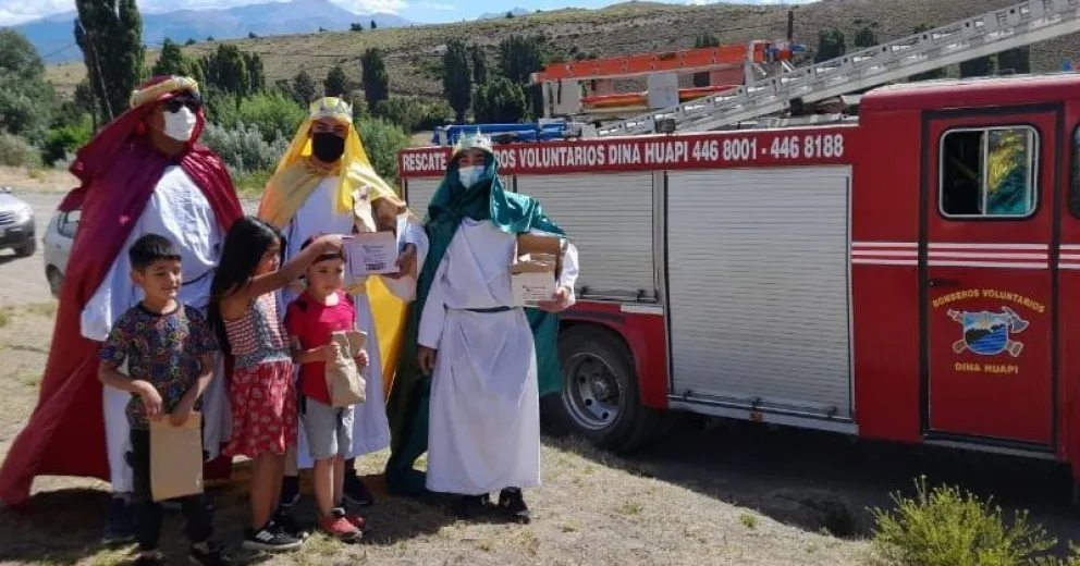Un vez más los Reyes se acercarán a los niños de Dina Huapi y alrededores.