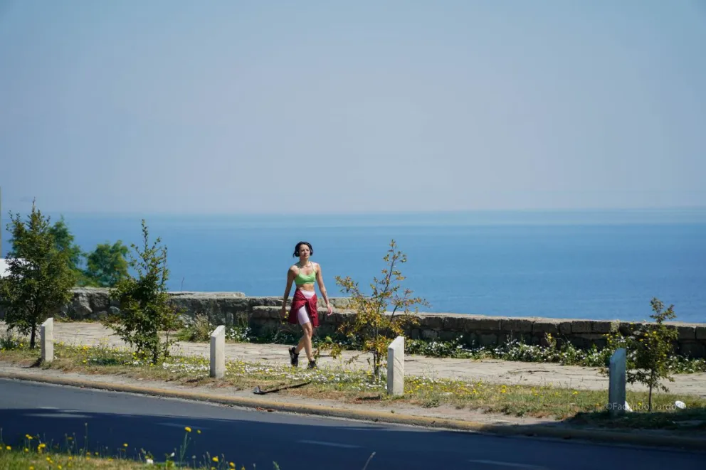 Están cubiertas las montañas del lado neuquino. Fotos de Facundo Pardo.