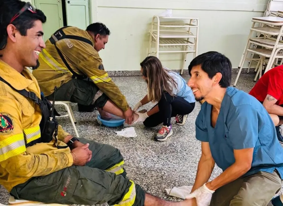 El Hospital Rural de El Hoyo desplegó un operativo de atención médica, contención psicológica y asistencia de primer nivel. Foto InfoChucao. 
