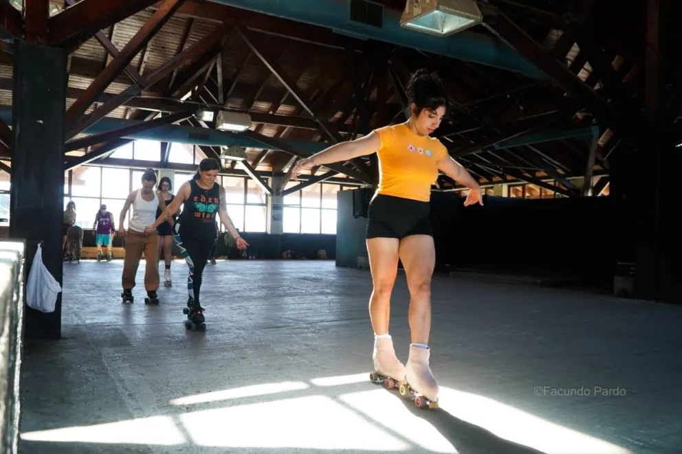 El Puerto San Carlos y un panorama a puro patín (fotos: Facundo Pardo).