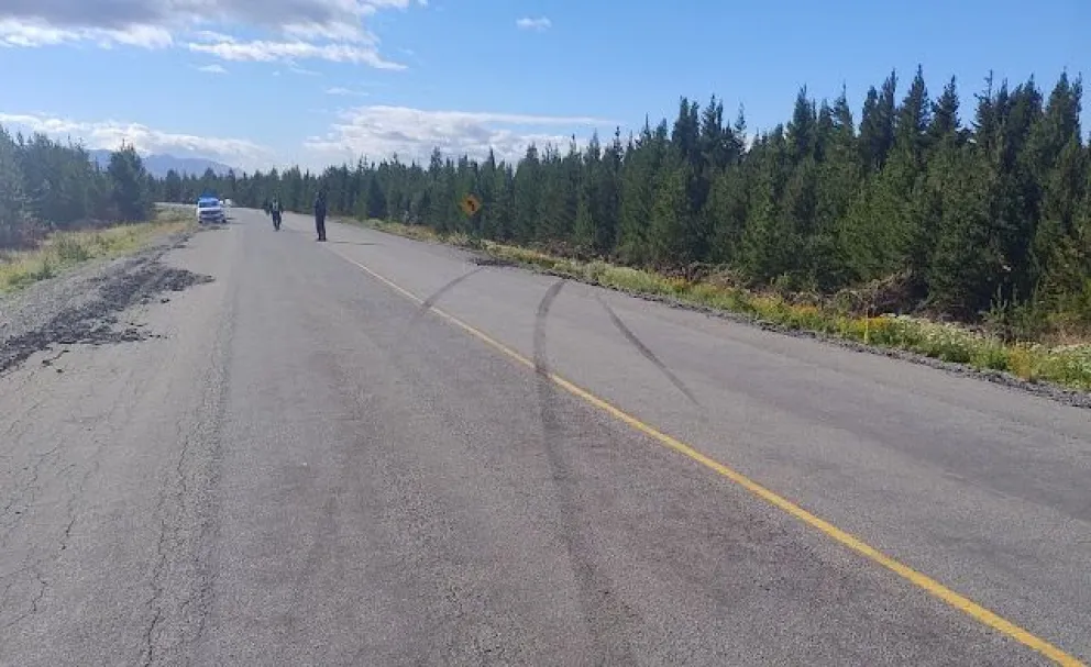 Según el testimonio del acompañante regresaban desde El Bolsón luego de asistir a un local bailable y habrían consumido alcohol / Foto Noticias del Bolsón