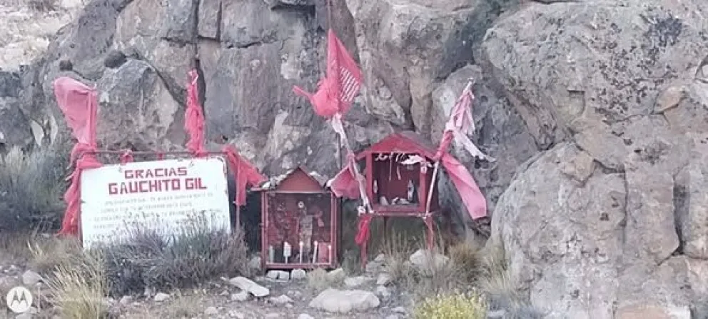 Está prohibido encender cualquier clase de fuegos en la región. Foto gentileza Bomberos Voluntarios de Pilcaniyeu.