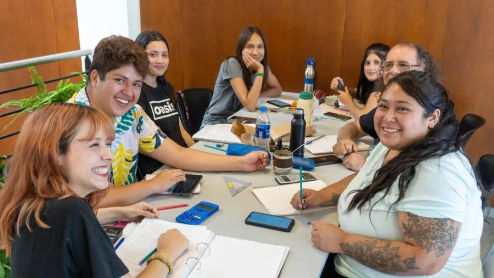 El proceso de preinscripción es virtual. Fotos UNRN.