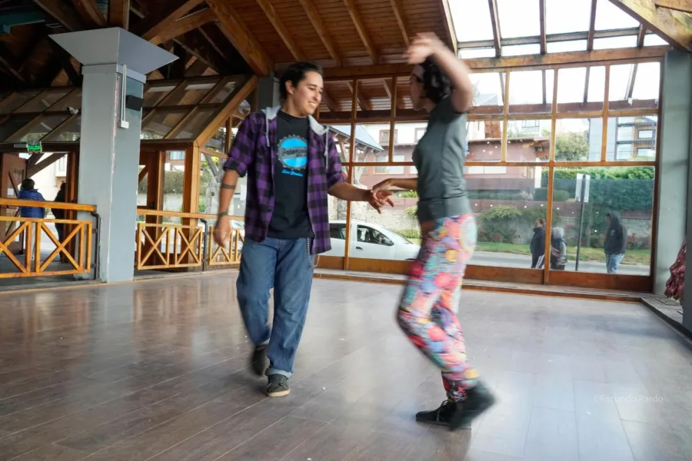 Un baile para soñar con los pies (fotos: Facundo Pardo).