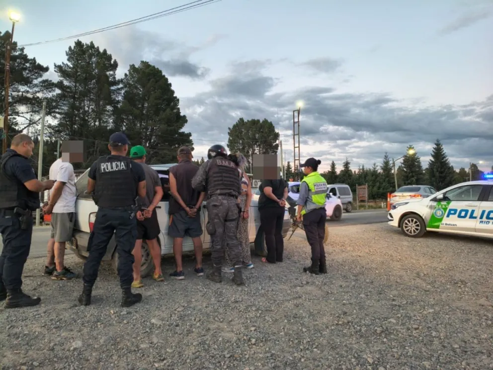 Cinco detenidos por protagonizar un raid delictivo en El Bolsón. 