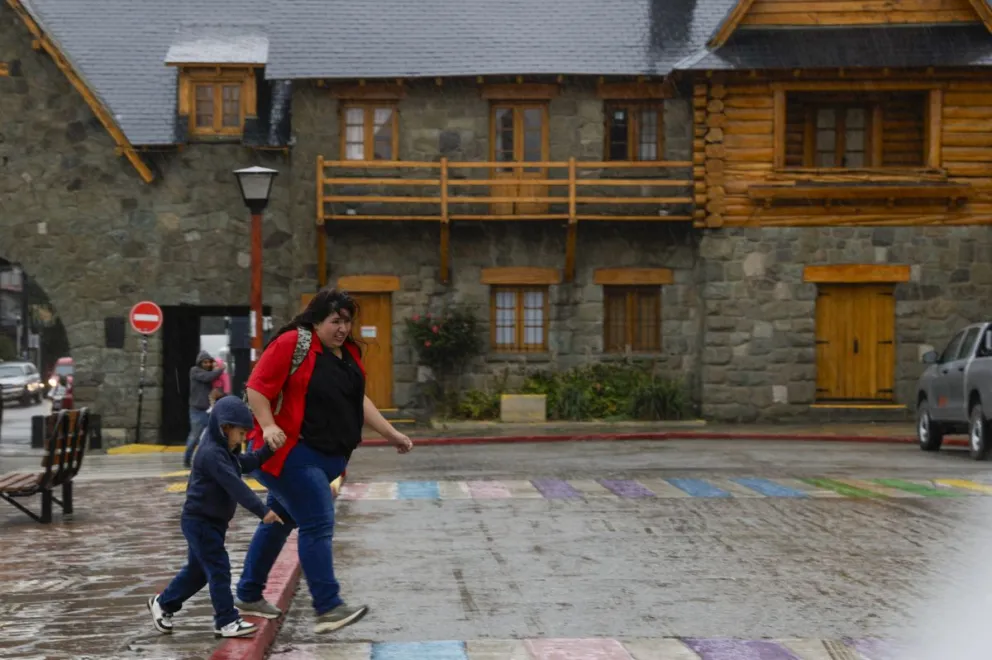 Evitar circular durante la tormenta por la baja visibilidad. Foto de Eugenia Neme.