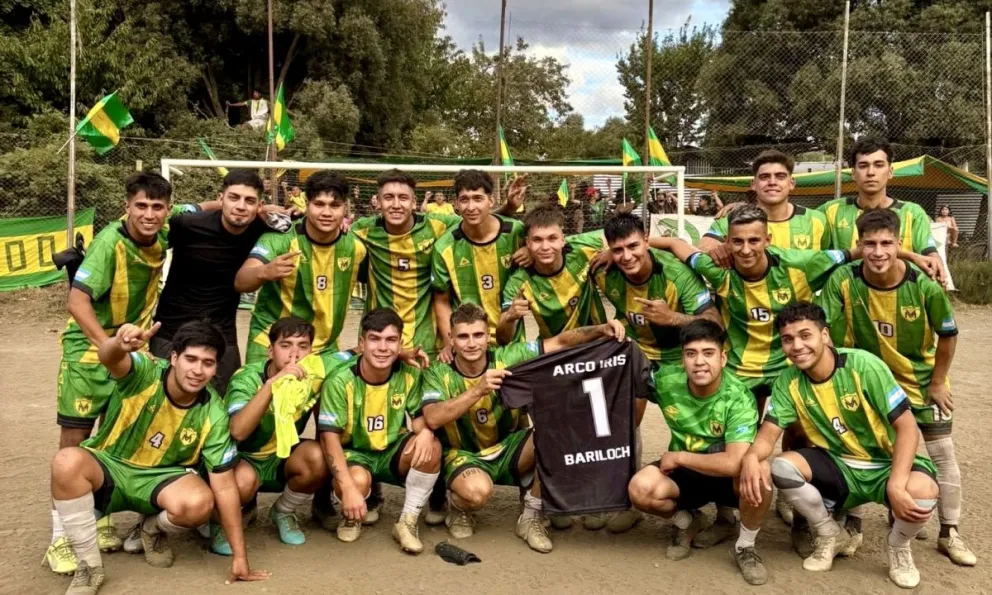 Arco Iris es puntero del torneo local 