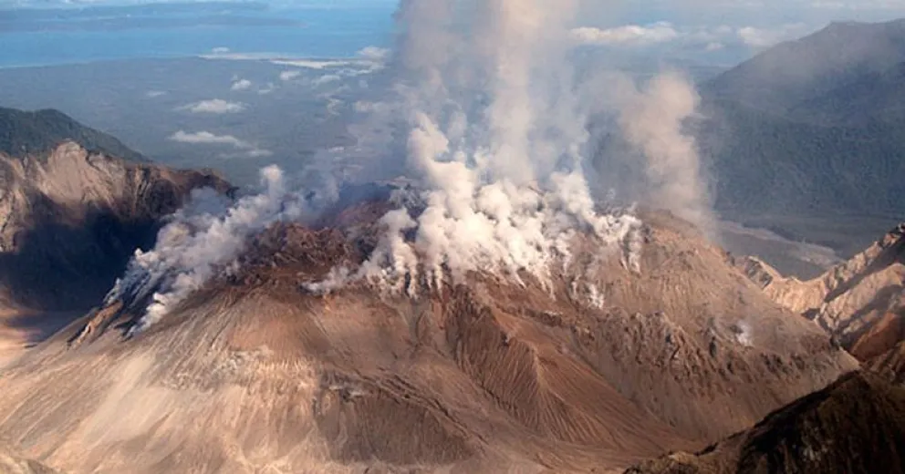 Sigue alerta verde porque se considera que el sismo está dentro de los movimientos normales del volcán.
