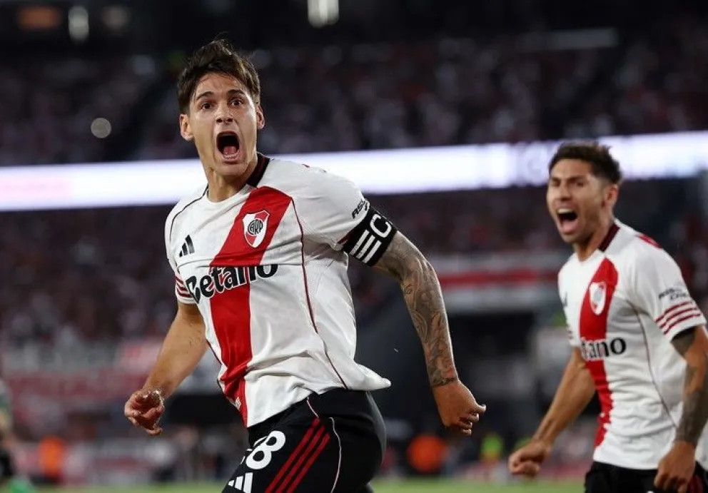 Partido por la séptima fecha del Torneo Apertura.