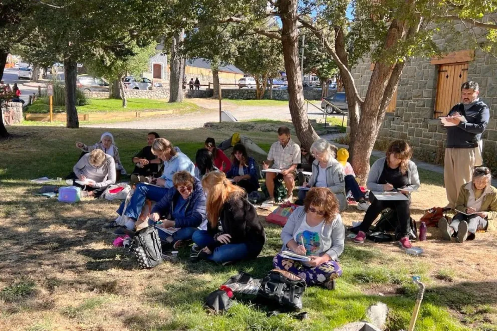 Croquiseros trabajando (imágenes gentileza).