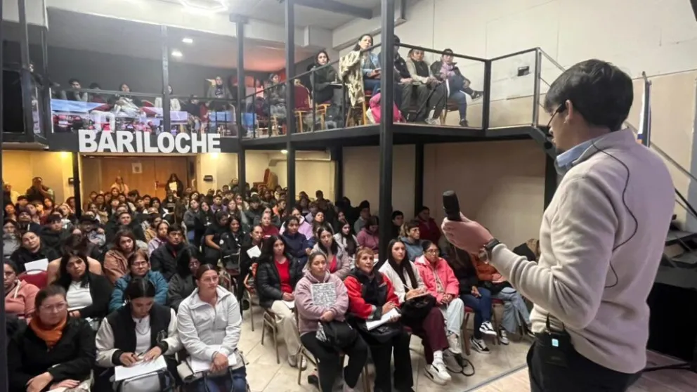 La apertura fue a salón lleno. Fotos Municipalidad de Bariloche