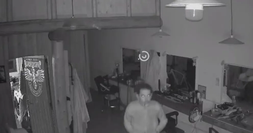 Una de las imagenes capturada por la cámara de seguridad / Foto Noticias del Bolsón