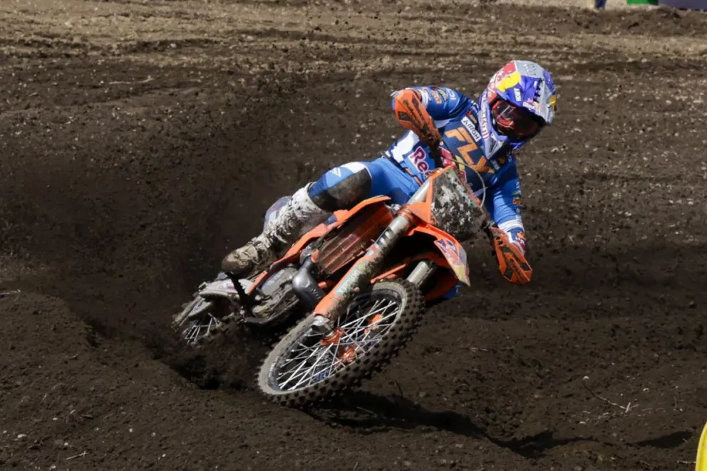 Ya esta la clasificación de una de las carreras más importantes / Fotos y video Euge Neme 