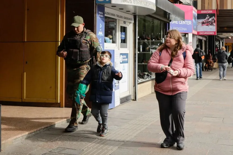 Anunciaron que reforzarán controles en galerías de Bariloche por la actividad de los "árbolitos"