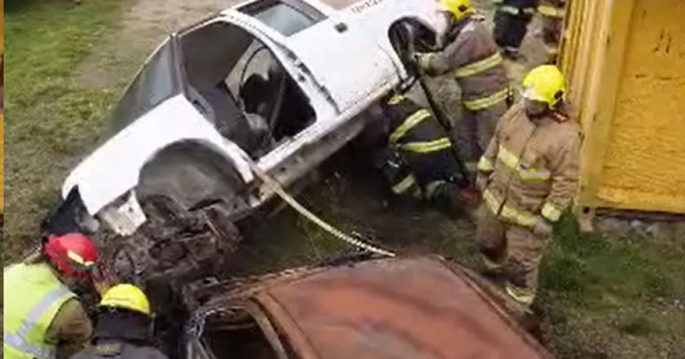 Practicar maniobras y aprender la correcta utilización de los elementos con los que cuentan.
